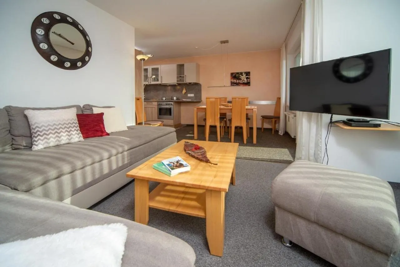 Haus Panorama Apartment Oy-Mittelberg